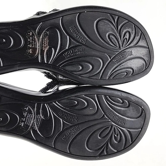 Kenneth Cole Reaction Women's Black  Glam Slam Flat Sandals Beaded Thong Size 8 - Picture 9 of 11